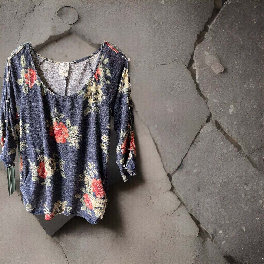 NAIF Blouse Women’s Floral Print 3/4 Sleeve 1X Boho Shirt Rouching Pearls Retro